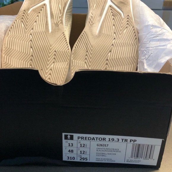 Mens US 13 adidas Predator football sneakers - Picture 7 of 7